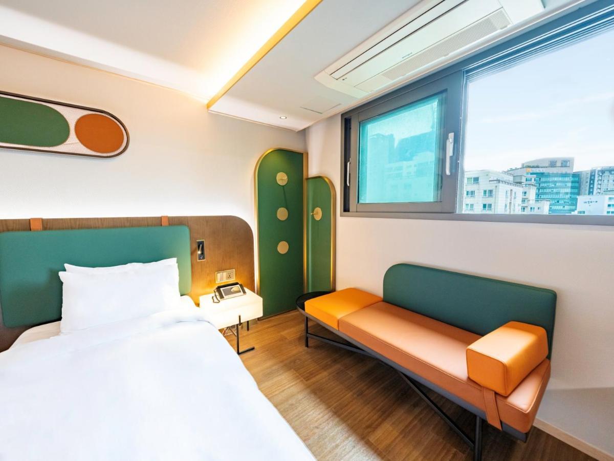 L&L Central Hotel Чечжу Екстер'єр фото